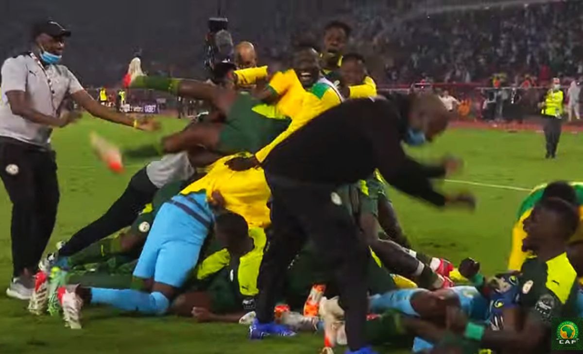 Senegal cucerește primul trofeu din istoria Cupei Africii pe Națiuni » Mane, victorios în fața lui Salah