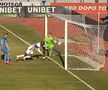 Greșeală gravă de arbitraj în FC Argeș – Clinceni » Fatai, în poziție neregulamentară înainte de marca golul decisiv