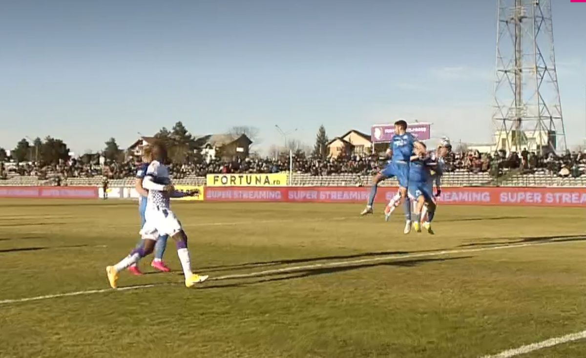 Greșeală gravă de arbitraj în FC Argeș – Clinceni » Fatai, în poziție neregulamentară înainte de marca golul decisiv