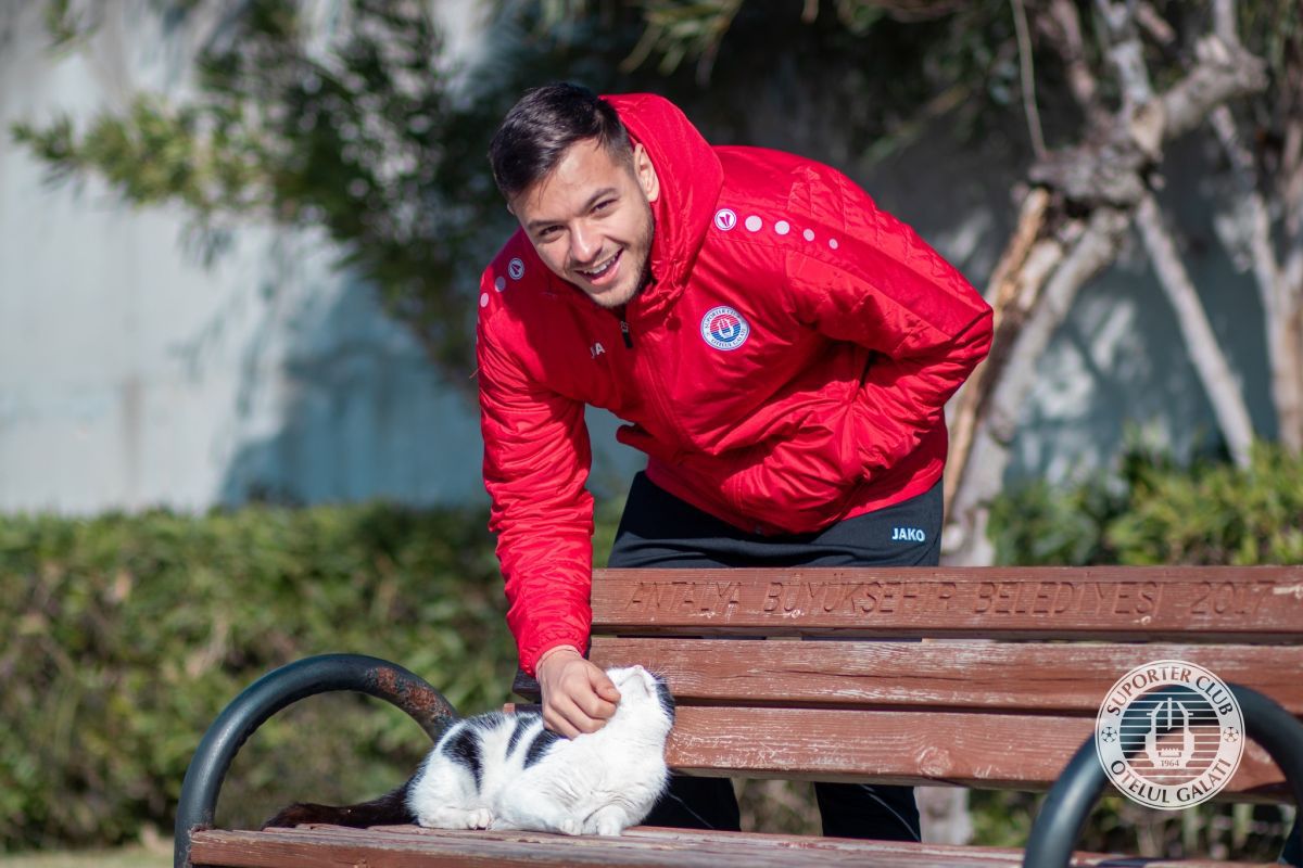 Prima reacție a lui Alexandru Maxim, fotbalist la Gaziantep, după cutremurul devastator din Turcia + Dorinel Munteanu: „Sunt foarte multe replici, și acum câteva minute au fost câteva”