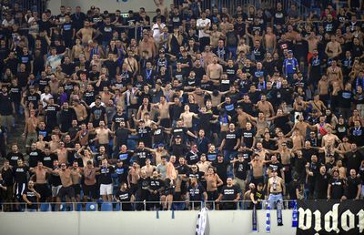 Replica Rapidului după amenințările lui Mititelu: „Ce se poate întâmpla mai grav în Giulești?! În tur au dat cu gaze, un jucător a fost lovit, echipa a luat pietre și scuipați”