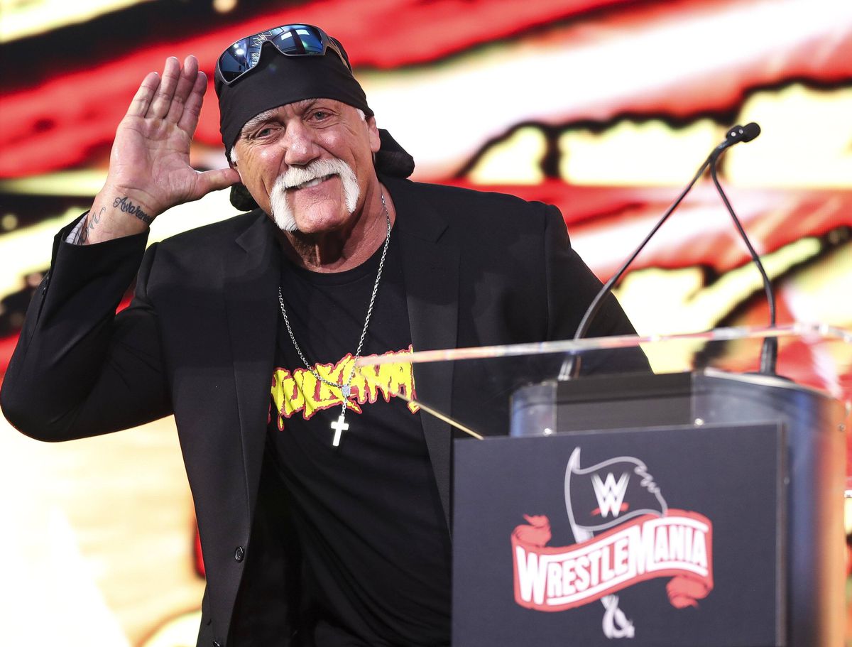 Legendarul wrestler Hulk Hogan, în baston, după ce a un fost coleg a dezvăluit că „nu își mai simte picioarele”