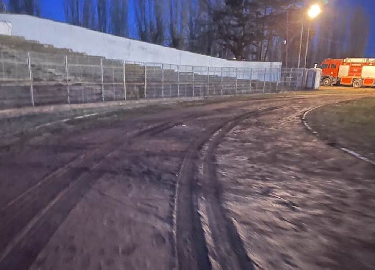 Stadionul istoric al României, transformat în tabără de refugiați, la cererea ONU! Antrenorii acuză că ISU și-a bătut joc de pista de atletism: „Dacă-i lăsam, o distrugeau complet”