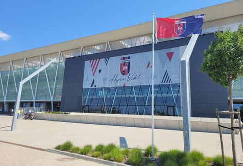 MOL Arena din Ungaria. Compania a sponsorizat-o până anul trecut pe Fehervar / FOTO: Imago