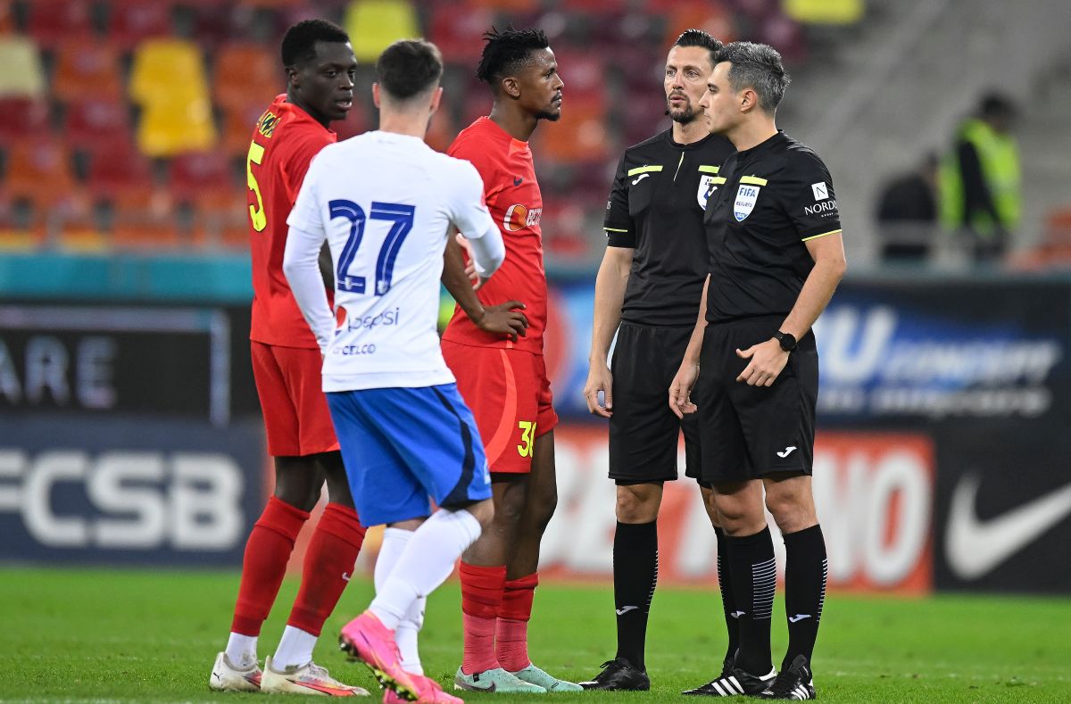 Teoria lui Mircea Lucescu despre fazele problematice din FCSB - Farul: „Cu siguranță asta s-a întâmplat!”