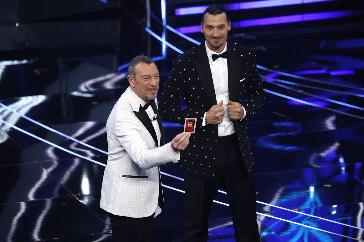 Zlatan Ibrahimovic, show la Festivalul de la Sanremo: „Ce mai cauți aici, câți ani ai?”