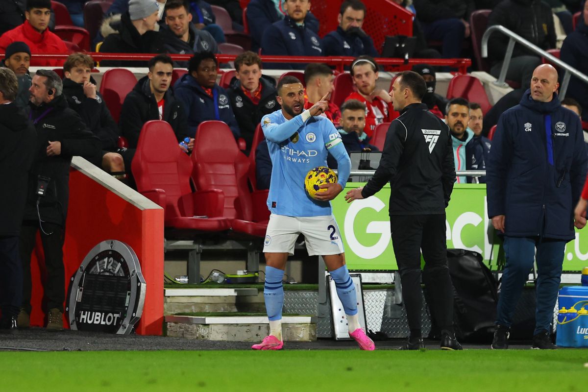 Kyle Walker, înfuriat la maxim, după ce un adversar s-a luat de familia lui » Au angajat un specialist în cititul pe buze, ca să afle ce i-a spus