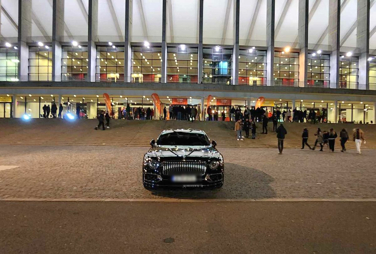 „Mâna dreaptă” a lui Gigi Becali l-a eclipsat pe patronul FCSB » Cum a apărut aseară, în superlux, la Arena Națională