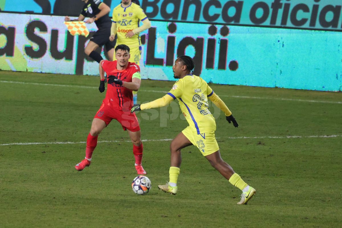 Adrian Mutu, cifrele dezastrului » Din Superligă, doar Eugen Neagoe stă mai prost decât „Briliantul”