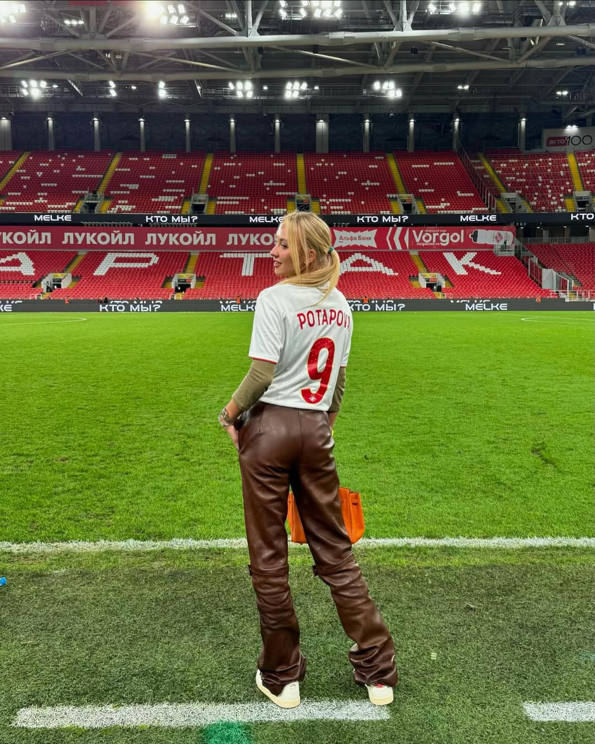 În timpul semifinalei de la Madrid, Anastasia Potapova s-a răstit la iubitul tensimen: „O fac!”