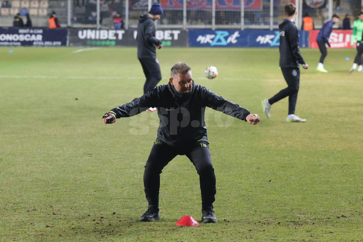 Petrolul - FCSB, imagini înainte de meci