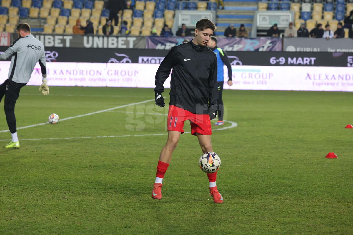 Petrolul - FCSB, imagini înainte de meci