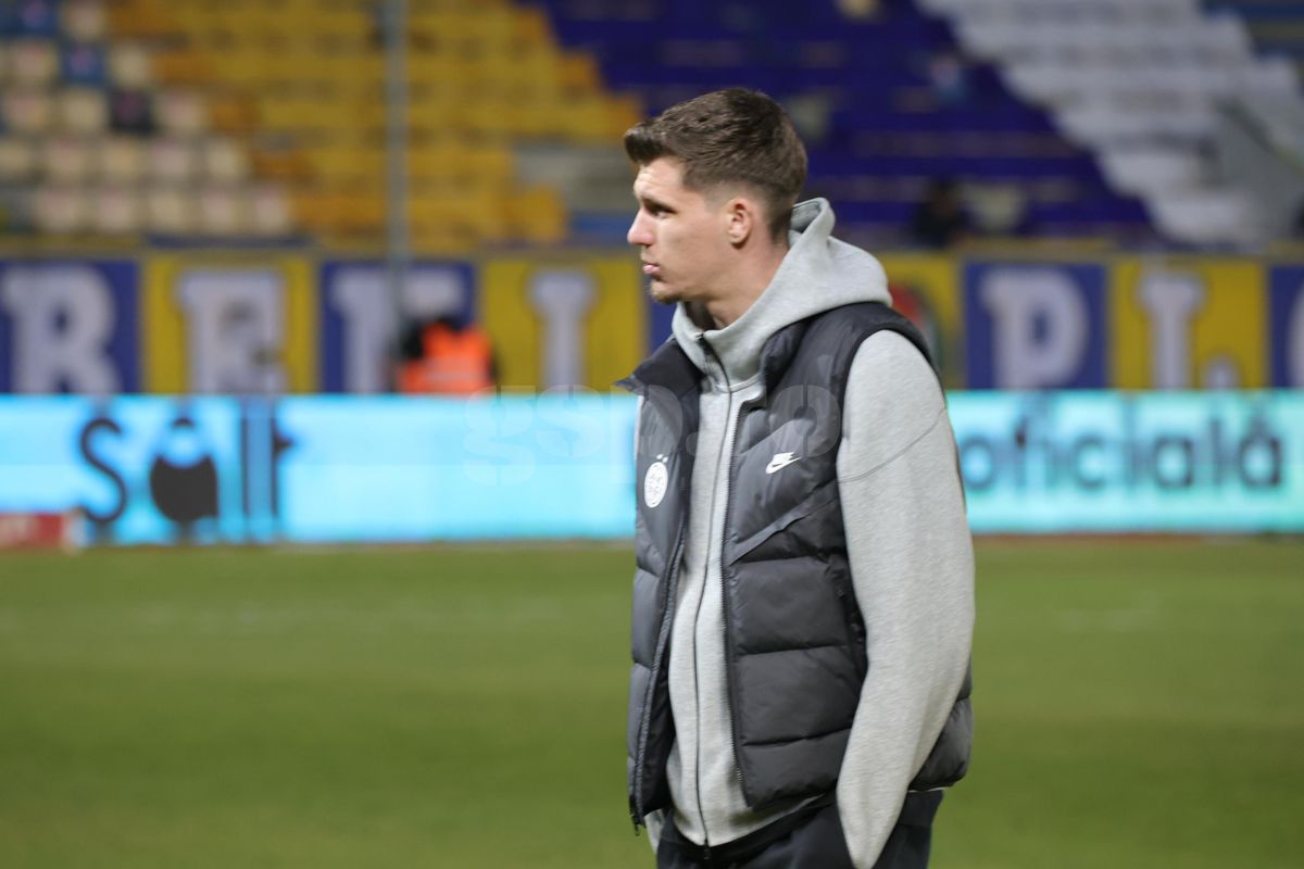 Petrolul - FCSB, imagini înainte de meci