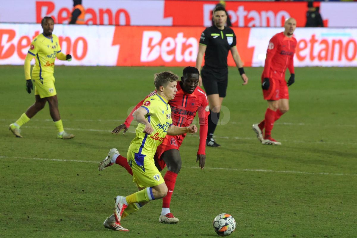 Adrian Mutu, cifrele dezastrului » Din Superligă, doar Eugen Neagoe stă mai prost decât „Briliantul”