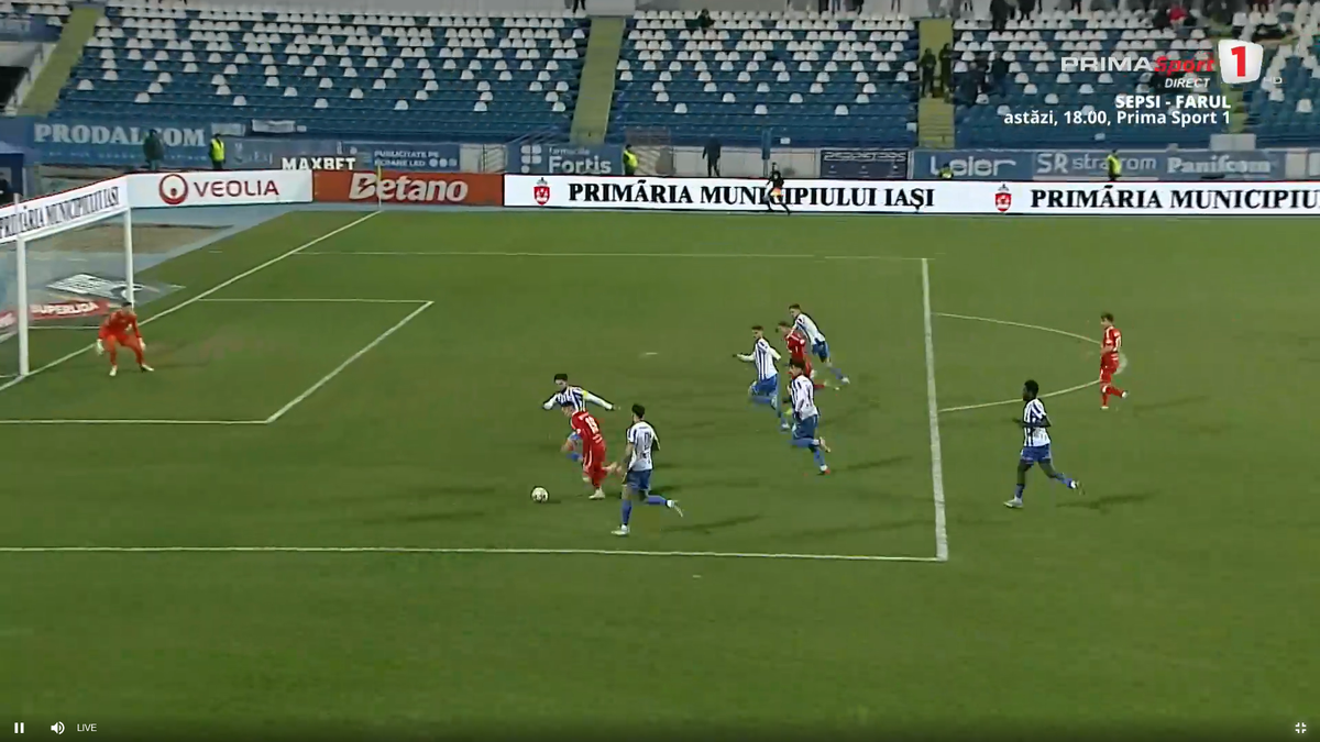 Zsori, gol cu călcâiul în Poli Iași - UTA