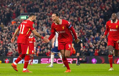 Liverpool a revenit și a spulberat-o pe Tottenham » Finală cu Newcastle în Cupa Ligii Angliei