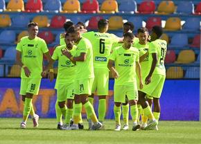 Cu două ore înainte de meciul cu Petrolul, FCSB și-a prezentat cel mai nou transfer: „Tricoul 77”