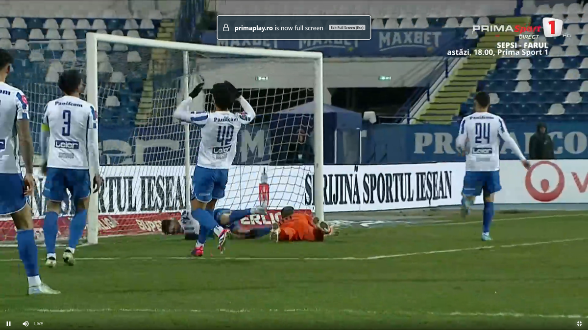 Zsori, gol cu călcâiul în Poli Iași - UTA