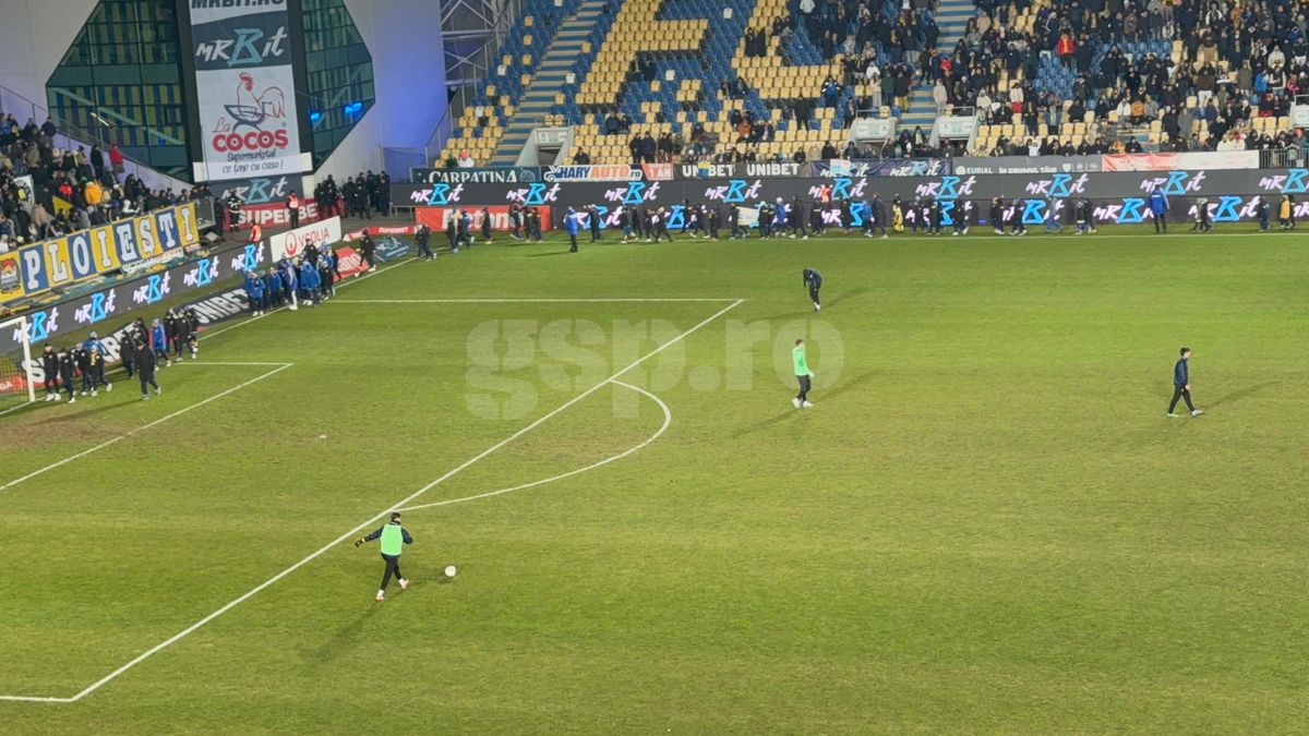 Nu s-a văzut la TV » „Invazie” la pauza duelului Petrolul - FCSB