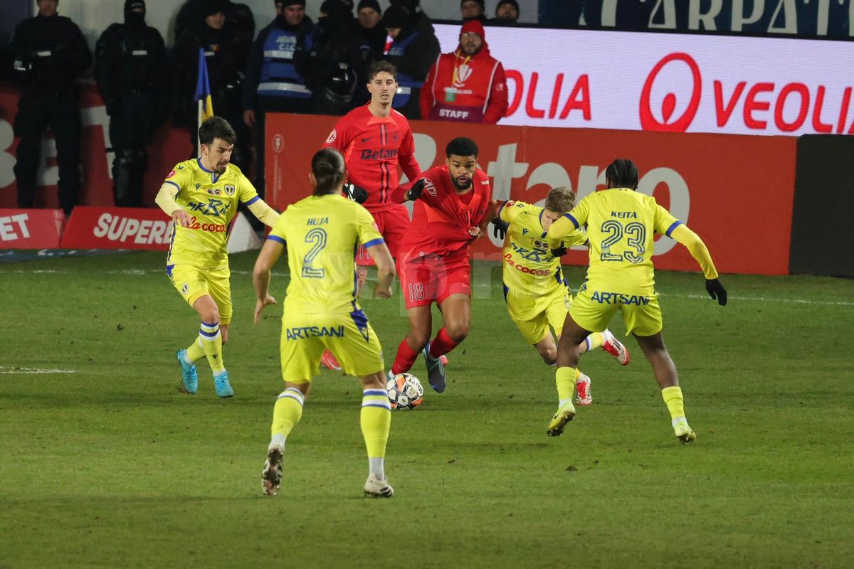 Un stelist înfocat a blocat-o pe FCSB la Ploiești! Titular peste noapte în Superligă - cu Steaua în inimă: „Cel mai mare club din România”