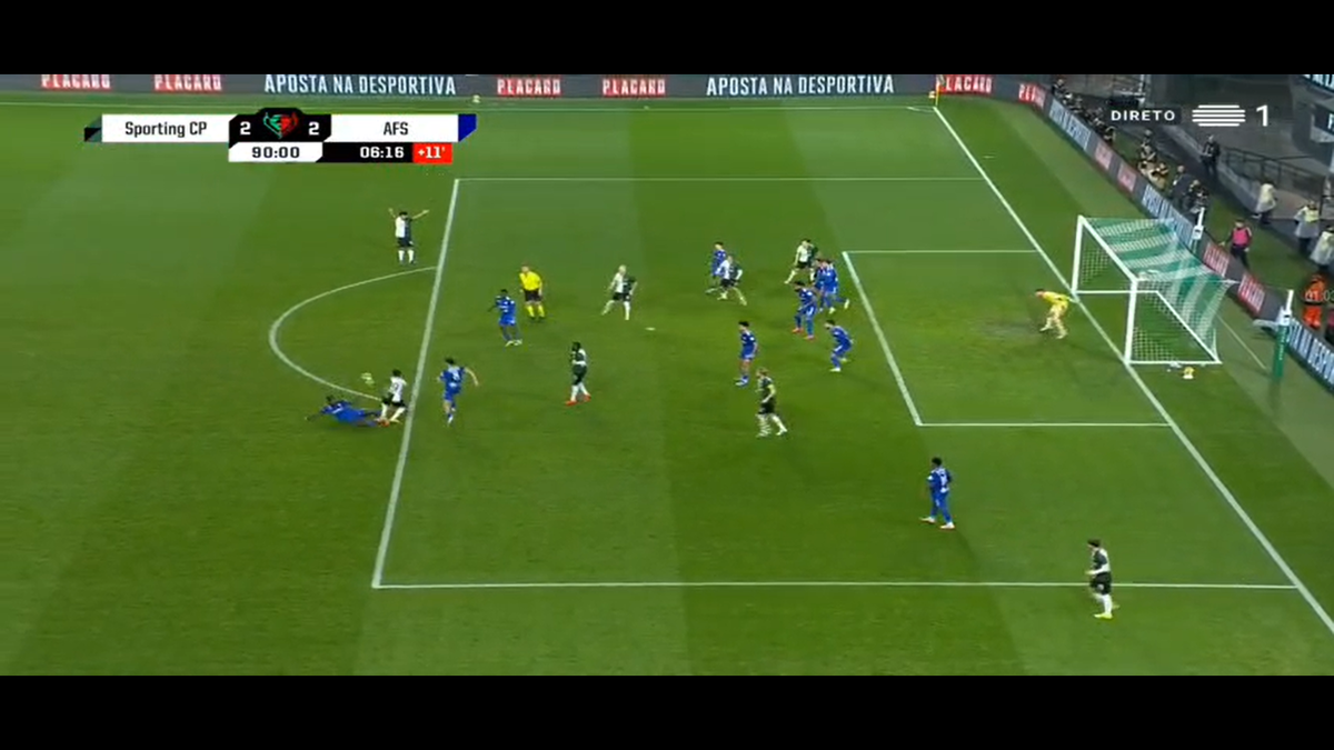 Primele imagini cu Antoine Baroan, după ce și-a rupt piciorul la debut