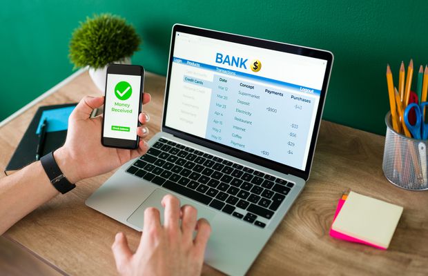 5 condiții la care se uită băncile dacă vrei un card de rate fără dobândă