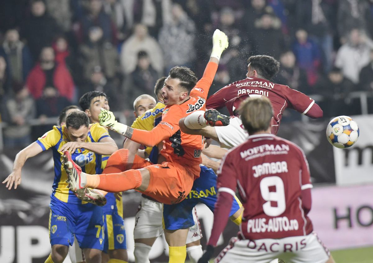 MVP-ul din Rapid - Petrolul transmite un mesaj războinic: „Bag capul în gheată pentru colegii mei”