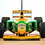 Benetton B192, monopostul cu care Michael Schumacher a obținut prima victorie, vândut pentru 5 milioane de euro /  foto: broadarrowauctions.com