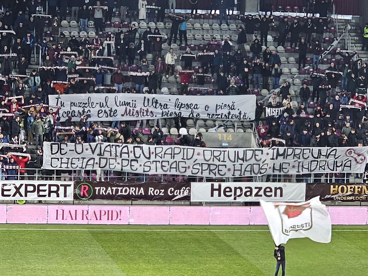 Mesajele afișate de galerii la Rapid - Petrolul