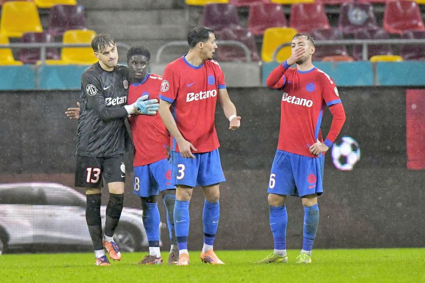 Matei Popa (stânga), în FCSB - FC Botoșani // FOTO: Cristi Preda (GSP.ro)