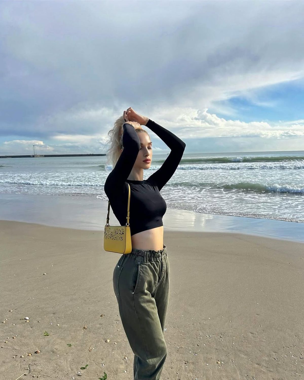 Toți ochii pe ea la interviuri! » Reporterița care a „înnebunit” fanii din Euroliga: „Nu sunt multe ca ea!”