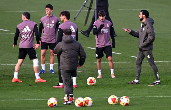 La Real nu e bine deloc! Vedetele l-au băgat în ședință pe „interimarul” Arbeloa