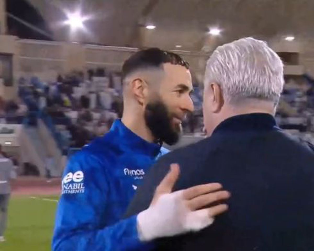 Șumudică s-a dus „glonț” la Benzema, apoi a izbucnit în conferință: „N-au ce căuta aici!”