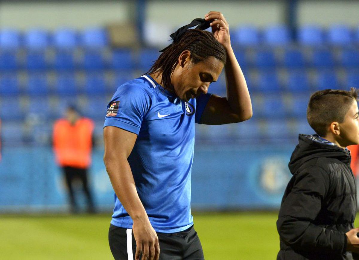 EXCLUSIV VIDEO Dinamo, cea mai mare dorință a lui Eric: „Voiam să devin idolul galeriei! E singura echipă la care m-am propus” + ce transfer penibil au ales Mutu și Contra