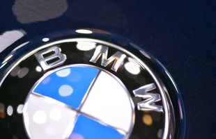 BMW, schimbare istorică » Așa va arăta noul logo al producătorului auto german