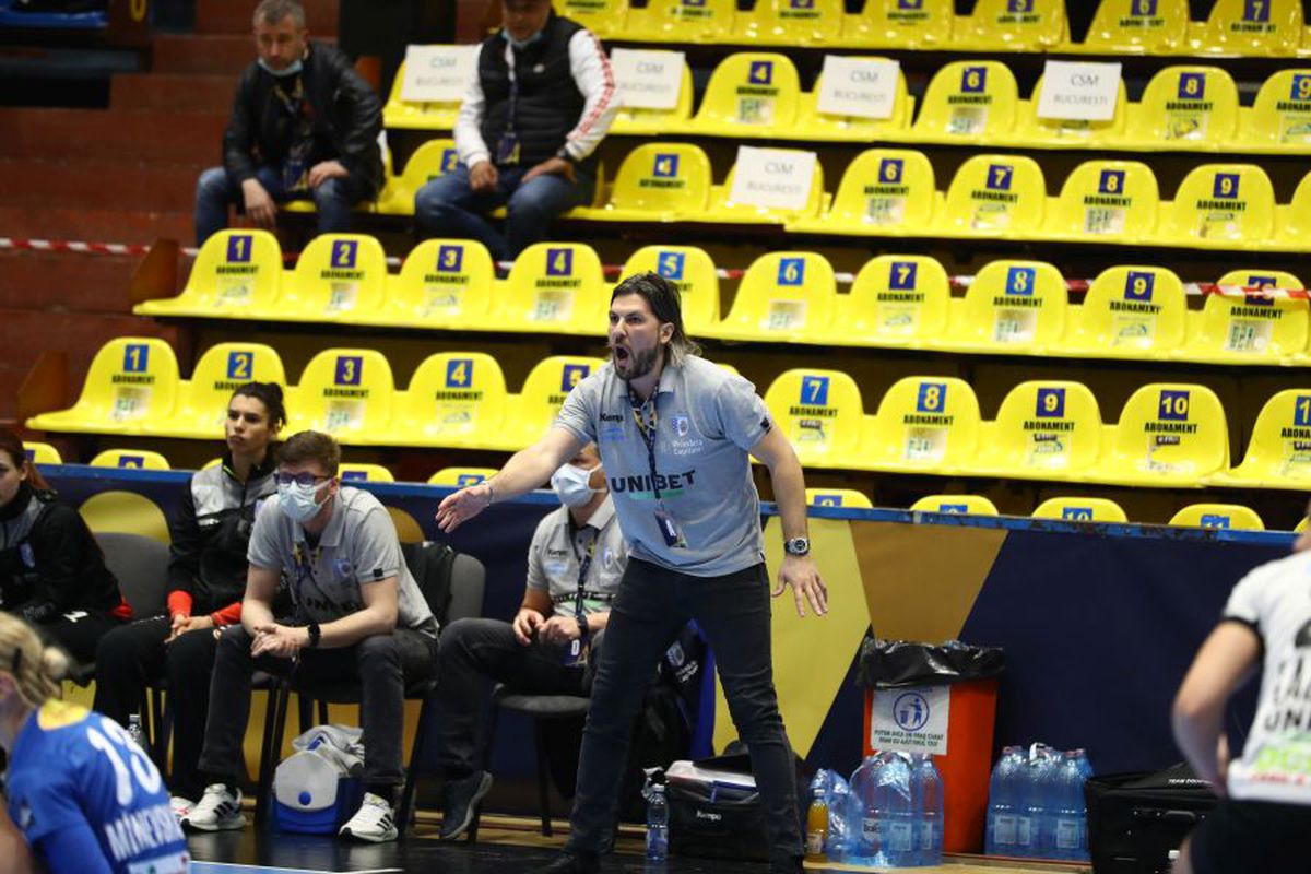 SCM Rm. Vâlcea - CSM București 24-33. Cu Neagu în formă excelentă, „tigroaicele” s-au dezlănțuit și au câștigat la nouă goluri!