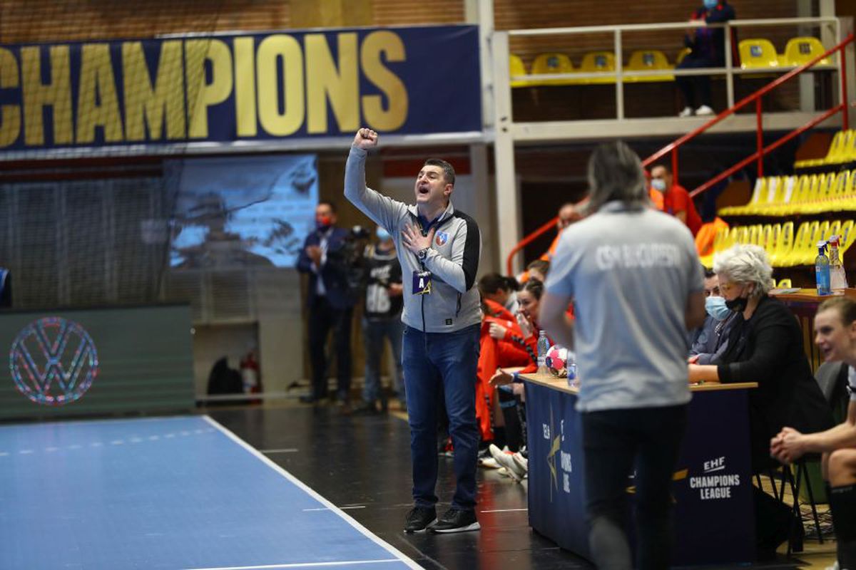 Cronica meciului SCM Rm. Vâlcea - CSM București 24-33. CSM cu mult peste Vâlcea: calitatea jucătoarelor face diferența » Vâlcea, ca un boxer numărat în picioare!