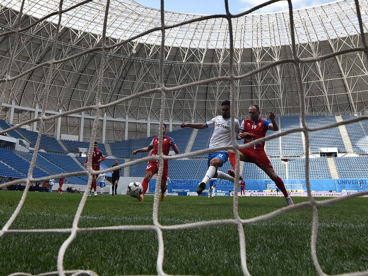 CS Universitatea Craiova - FC Botoșani 1-0 » Oltenii sunt matematic în play-off! Victorie marcă înregistrată pentru Ouzounidis