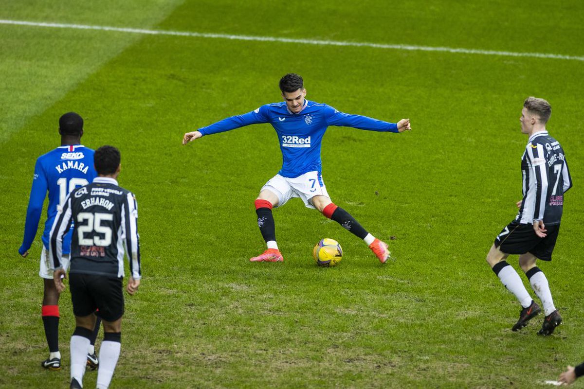 Glasgow Rangers - St. Mirren 3-0 » Rangers, la un pas de titlu! Ianis, gol într-un meci crucial: „Hagi a fost ireal!” » Vezi AICI reușita