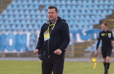Eroare incredibilă de arbitraj în Liga 2! Ianis Zicu a cedat nervos: „După 32 de ani de fotbal, am un gust amar”