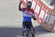 Mathieu van der Poel a câștigat Strade Bianche 2021 cu un atac monstruos în fața lui Julian Alaphilippe