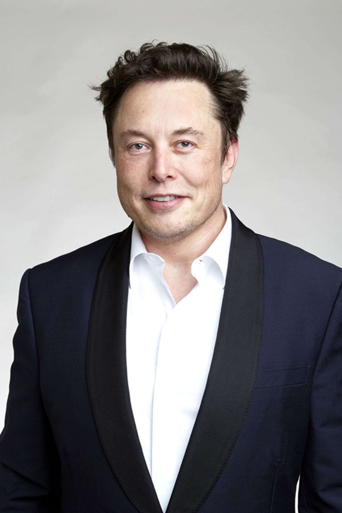 Elon Musk, pierderi de 6,2 miliarde de dolari într-o săptămână! Patronul Tesla nu mai e cel mai bogat din lume: cine l-a detronat