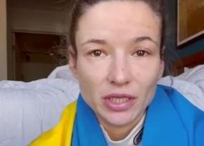 Lacrimile unei ucrainience după ce și-a zdrobit adversara: „Glorie Ucrainei, glorie eroilor!”