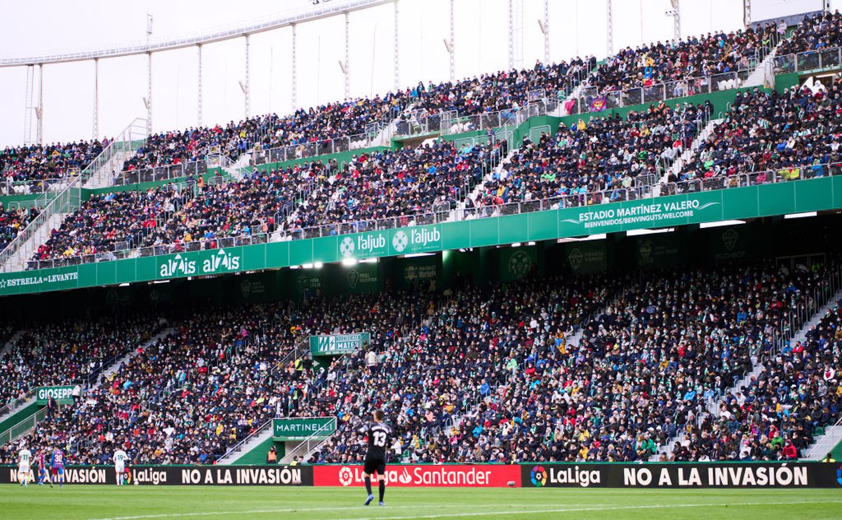 Elche - Barcelona 1-2 » Barcelona câștigă cu emoții și urcă pe locul 3 în Primera. Clasamentul ACUM