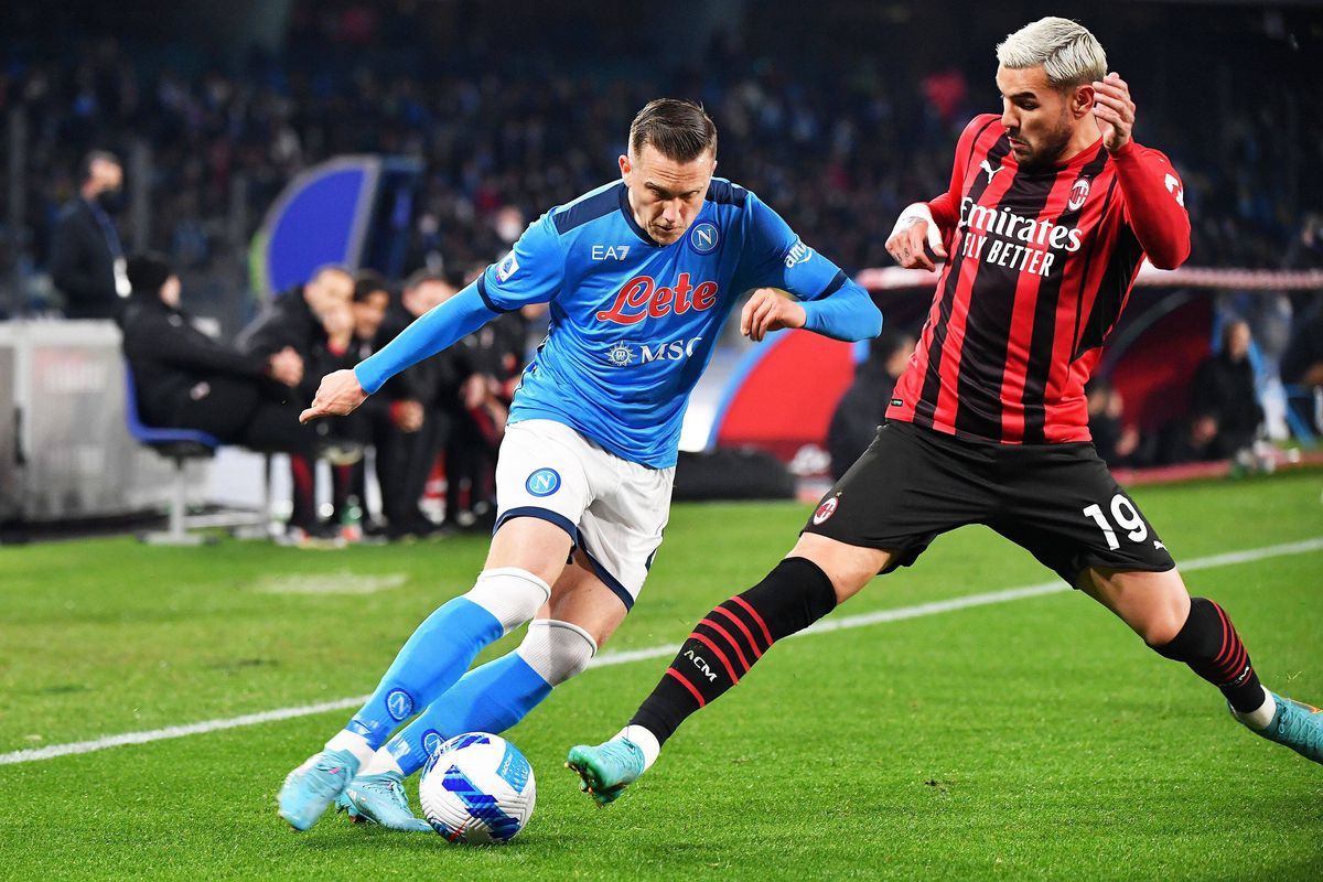 Napoli - AC Milan » Meci pentru locul 1 în Serie A