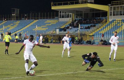 Echipă calificată în play-off-ul Ligii 2, cu pretenții de promovare, riscă să nu obțină licența pentru Liga 1. „Se zbat degeaba”