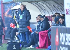 Dan Petrescu, după 4-1 cu Dinamo: „Aș fi făcut 8 schimbări la pauză” + „Vine «tăierea capetelor», nu sunt de acord!”