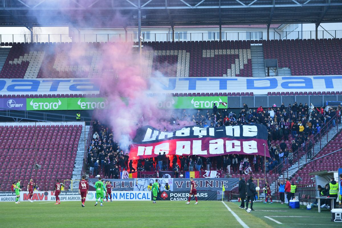 Steliano Filip, eliminat în 5 minute, în CFR Cluj - Dinamo 4-1 » A urmat dezastrul pentru „câini”