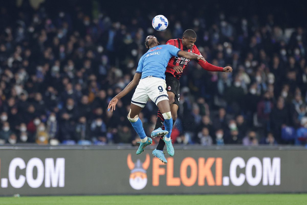 Napoli - AC Milan » Meci pentru locul 1 în Serie A