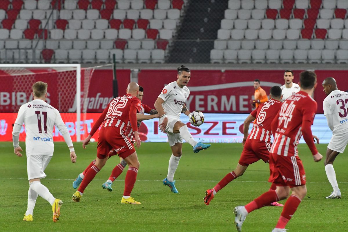 Egal spectaculos » CFR nu profită de înfrângerile suferite de Farul și FCSB, Sepsi tremură pentru play-off! Clasamentul